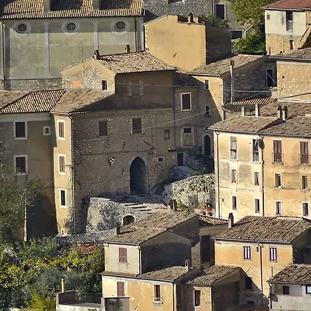 Hotel Diffuso La Castellana “ Della Dama” San Donato Val di Comino