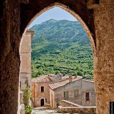 Hotel Diffuso La Castellana “ Della Dama” *