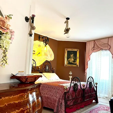 Hotel Diffuso La Castellana “ Della Dama” *